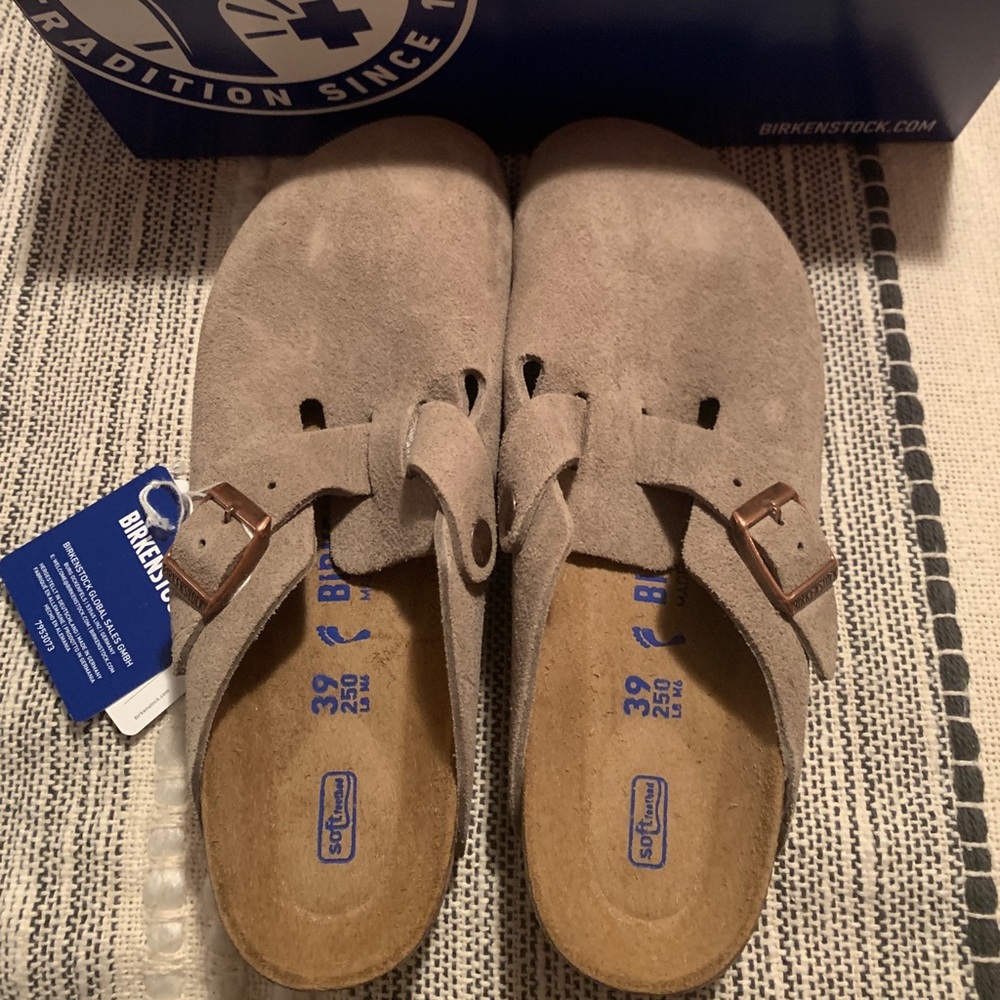 Birkenstock Boston Soft Footbed Taupe size 39. Shoe of the season !